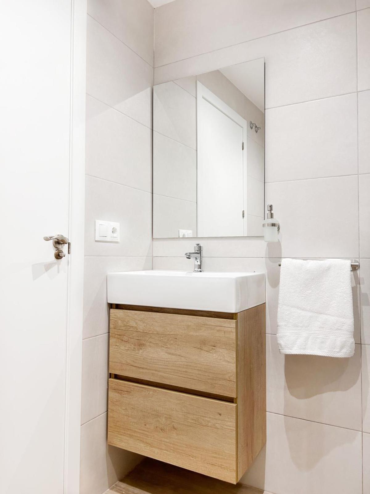 Apartamento Junto A Ruzafa Cerca Del Centro Valencia Exterior foto